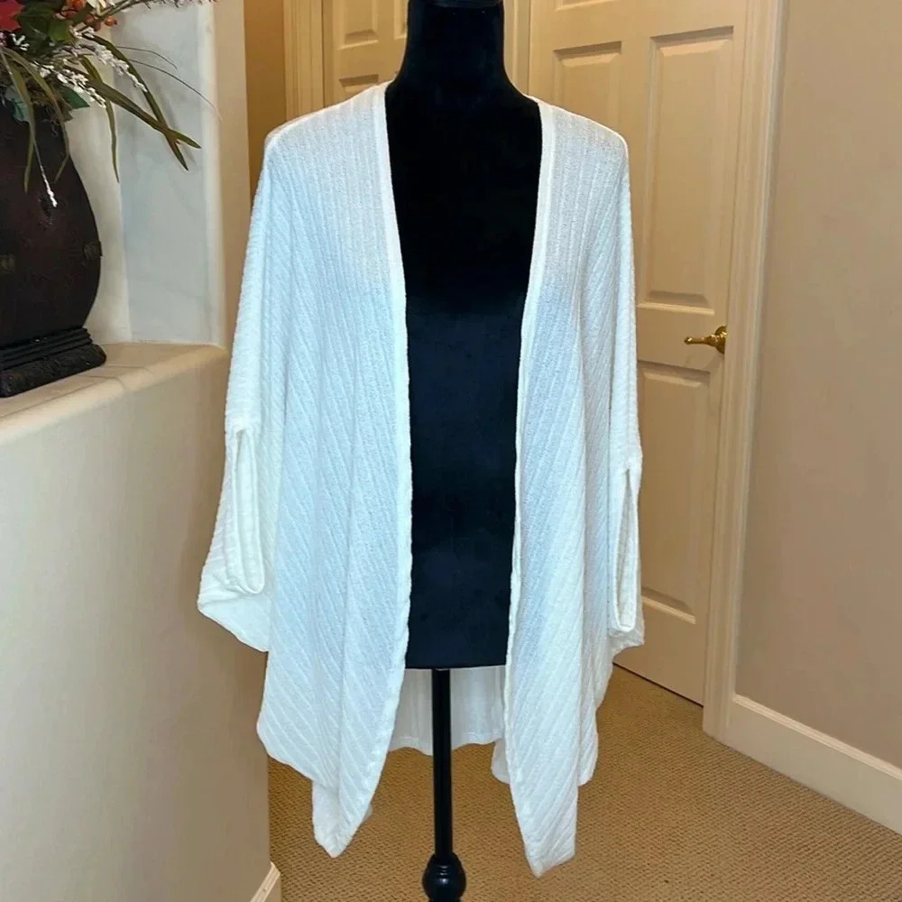 NWT Pinkblush  Light Knit‎ Kimono